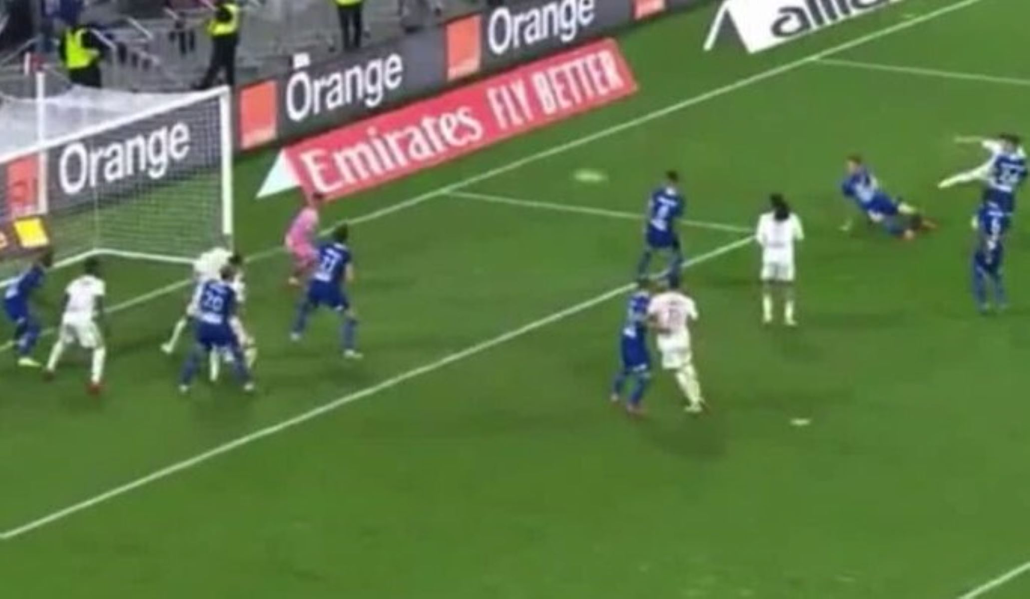 O Σακίρι… έσταξε το πρώτο του με τη Λιόν (vid)