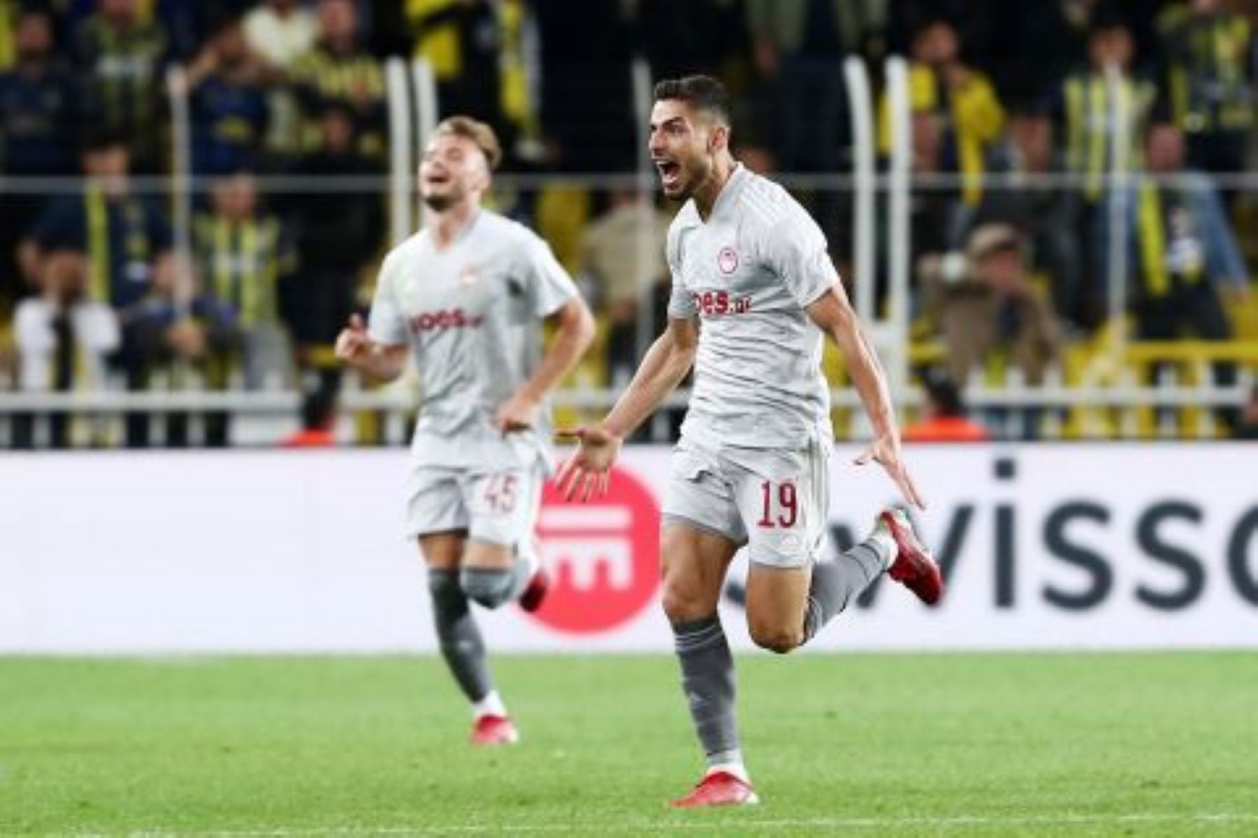 Ο Θρύλος Μα-σούρωσε στην Πόλη!