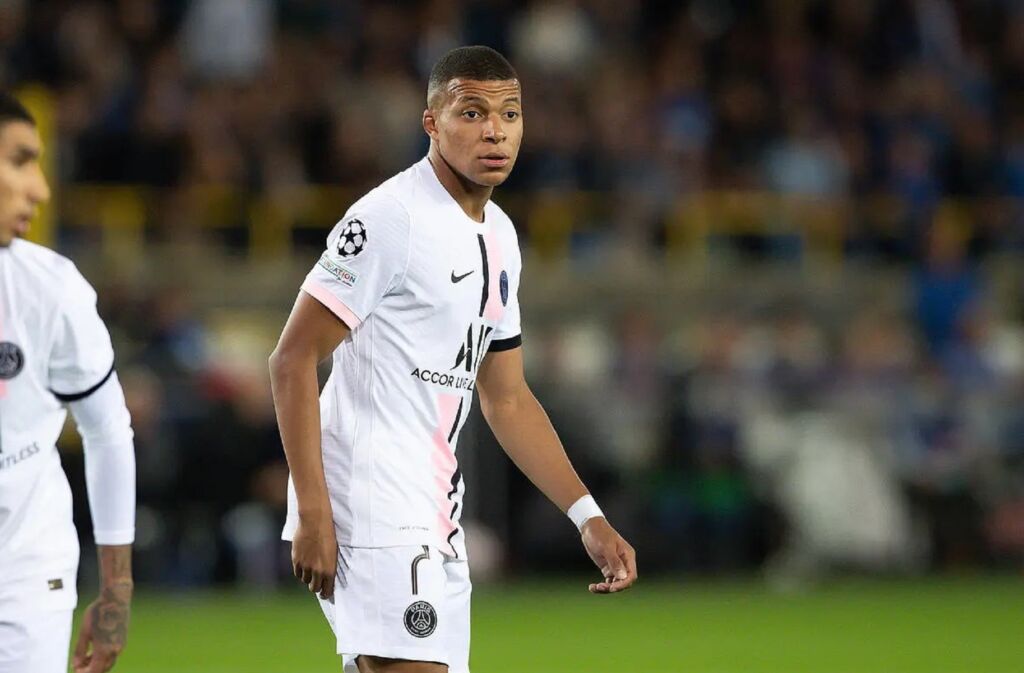 Ο ιδιοκτήτης της Σίτι έχει «καψούρα» με τον Μπαπέ!