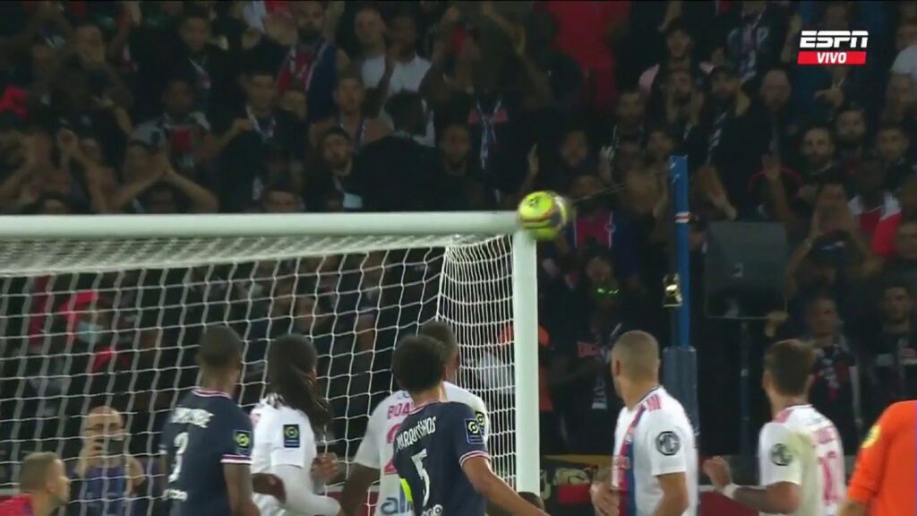 Παραλίγο γκολ… όνειρο του Μέσι (vid)