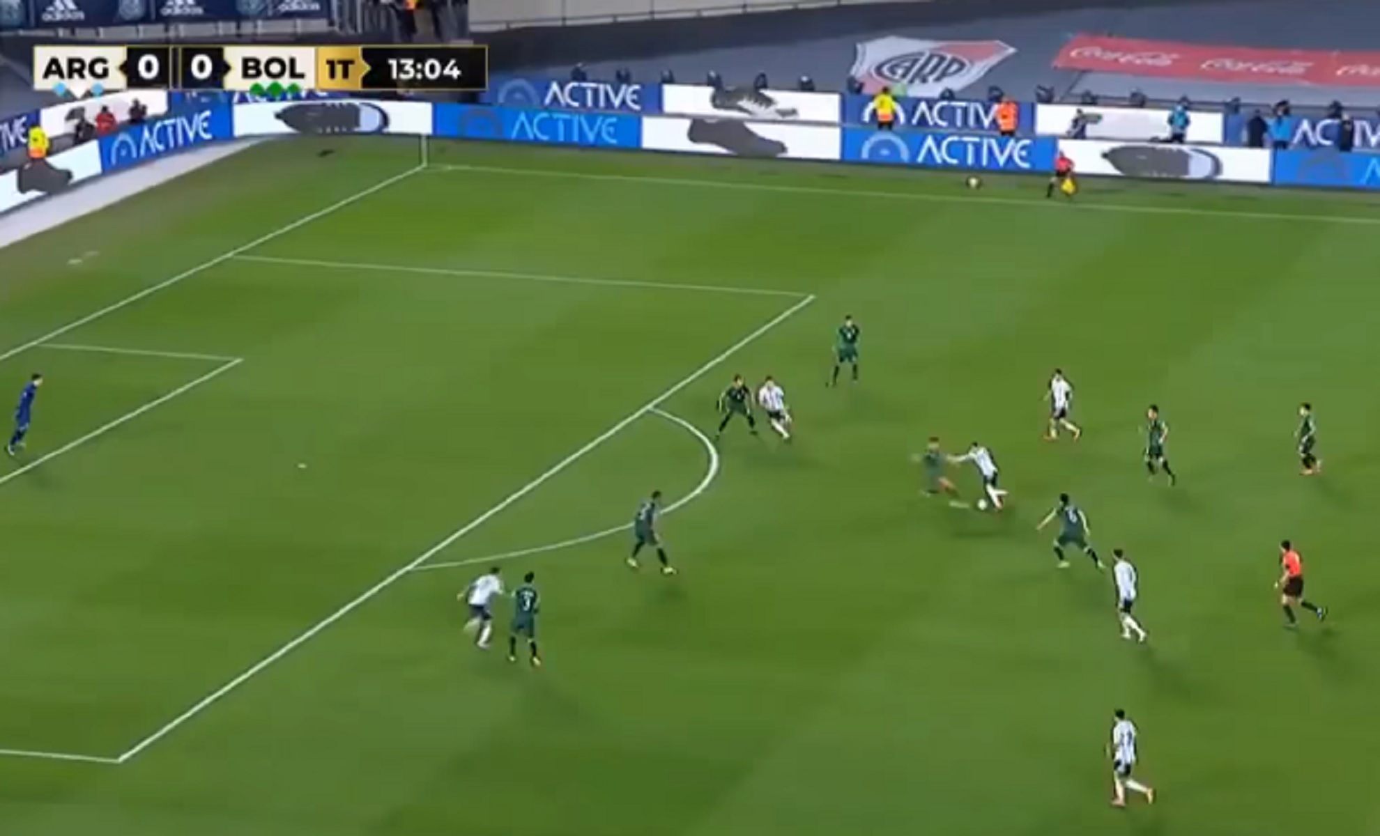 To μαγικό «τούνελ» του Μέσι πριν την γκολάρα (vid)