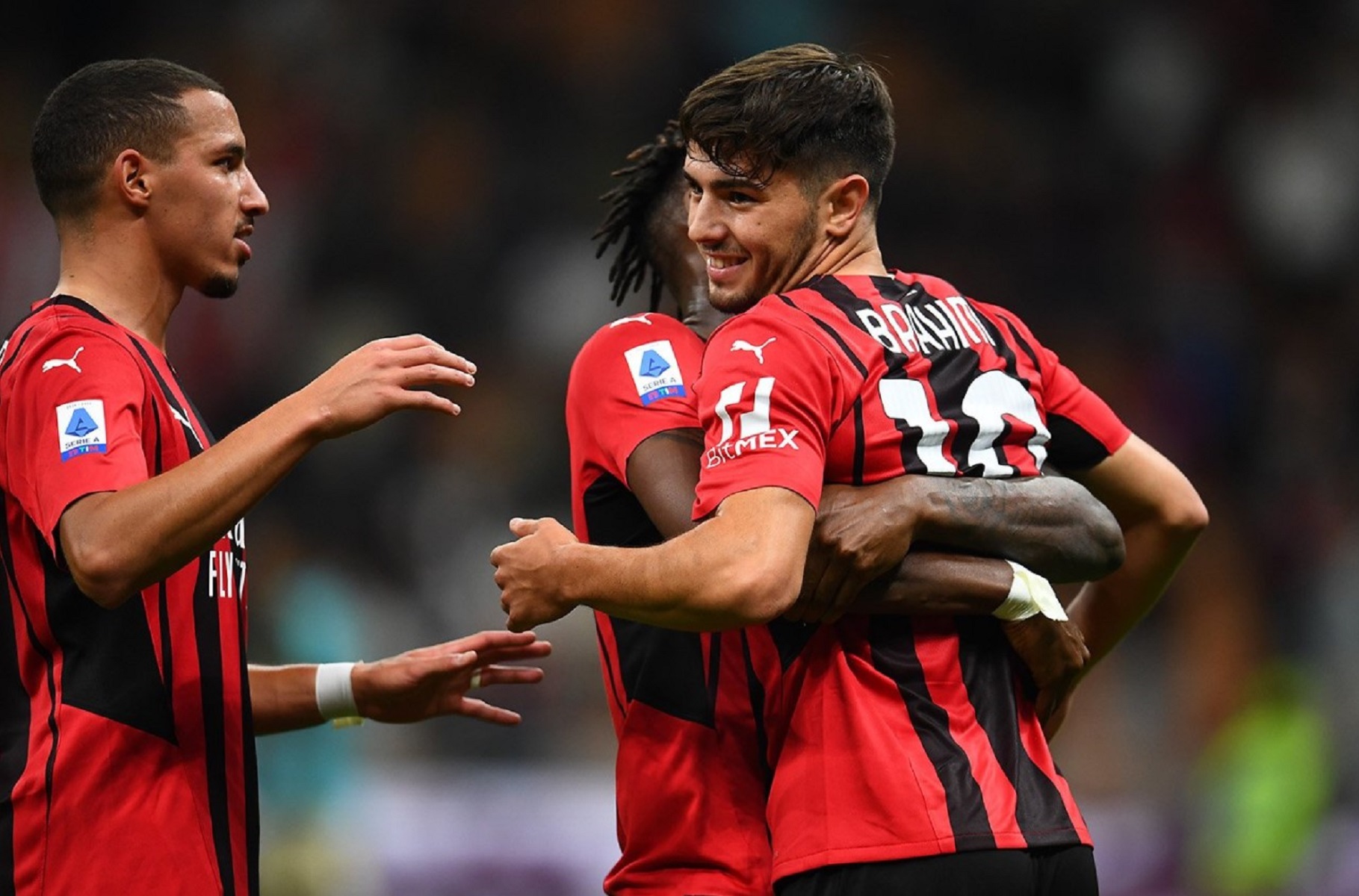 Με λίγο… ζόρι η Μίλαν «πάτησε» ξανά κορυφή! (vid)