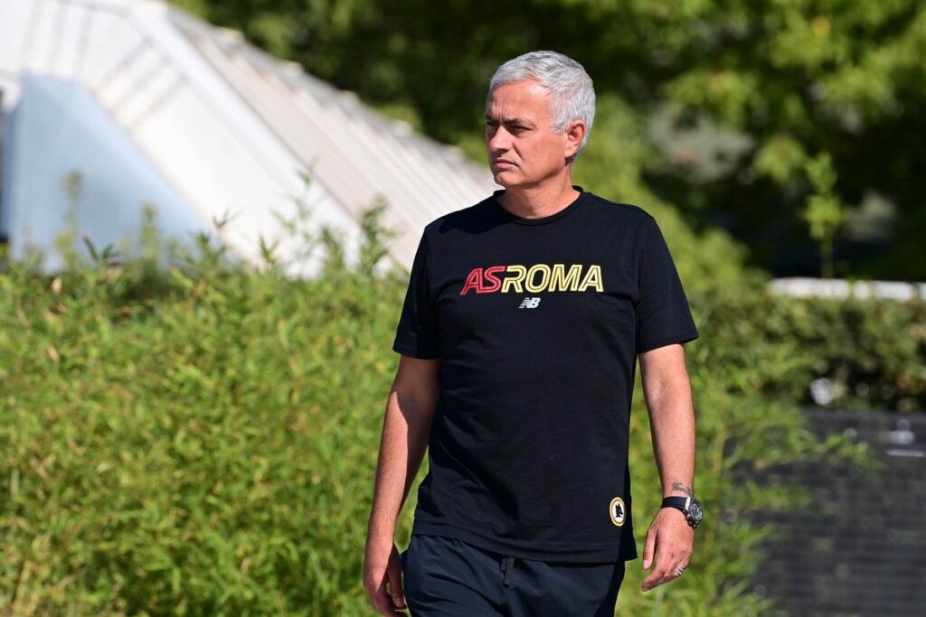 Ο Μουρίνιο… γελάει με τα προκριματικά της Ευρώπης!