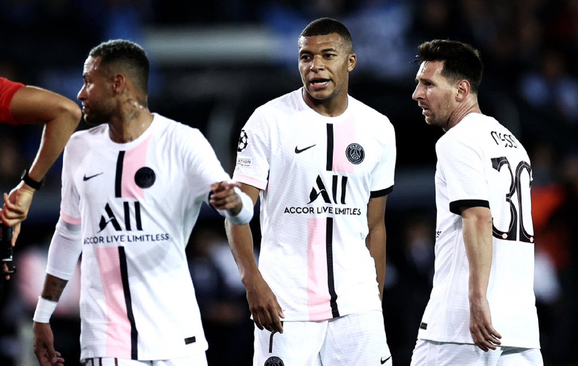 Ο Γκουαρντιόλα προετοιμάζει το... έδαφος για την τριπλέτα της Παρί!