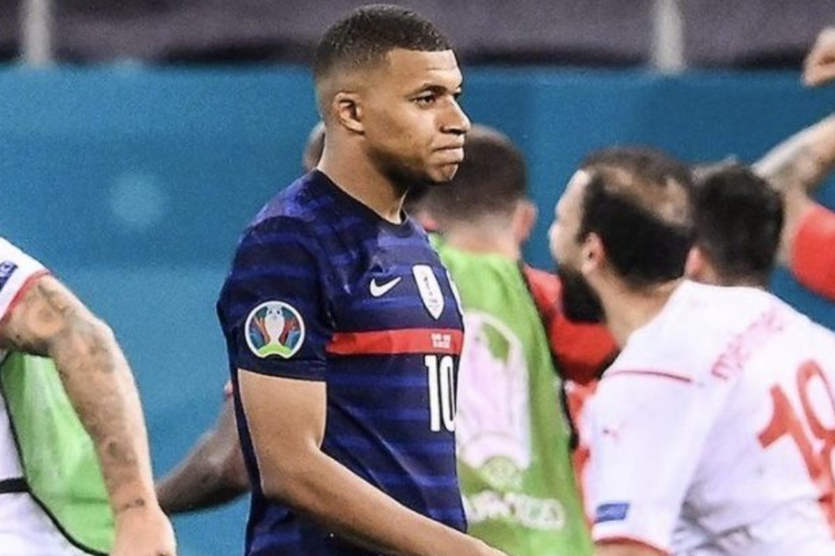 Ο Μπαπέ έχει σκεφτεί να κάνει διάλειμμα από την εθνική Γαλλίας