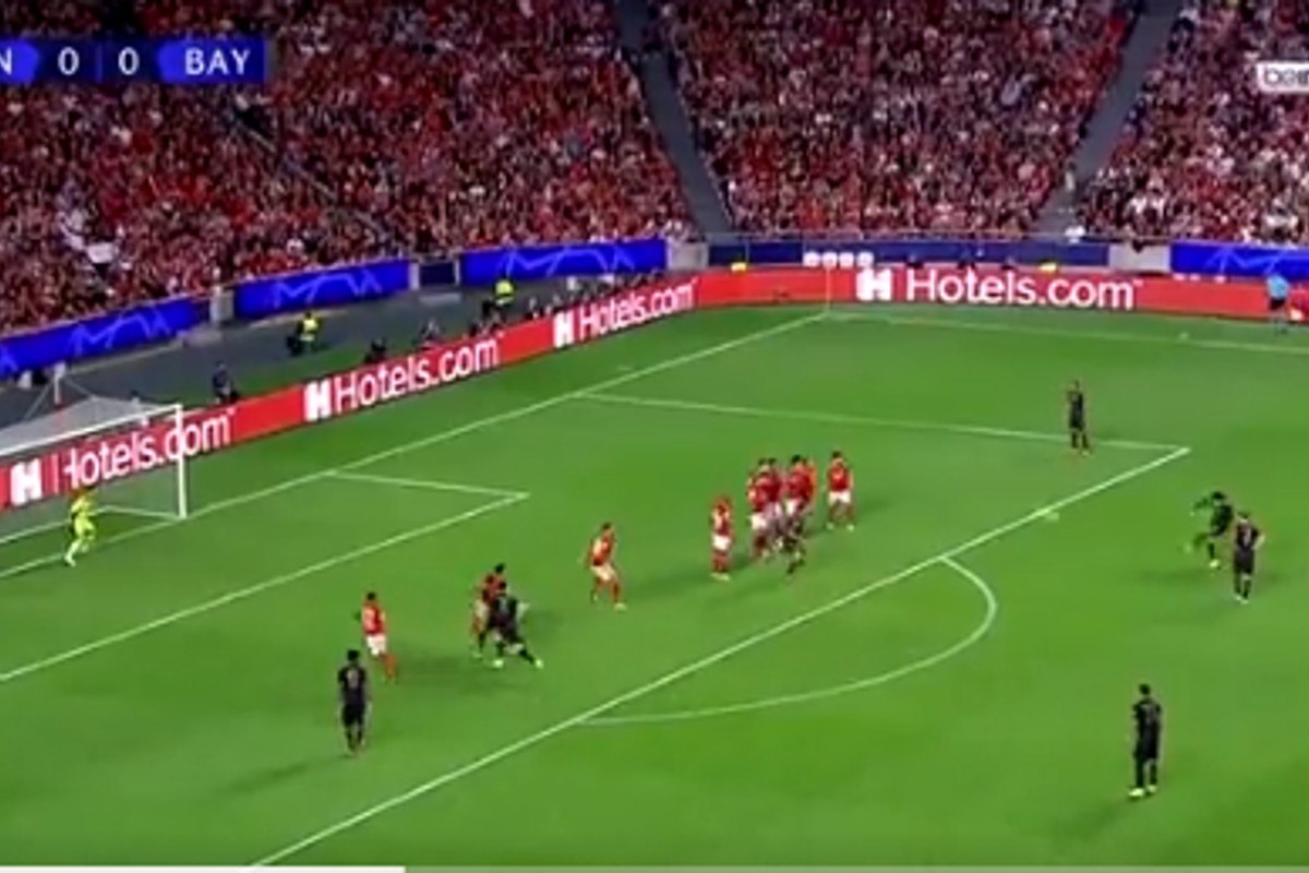 Το φάουλ – ποίημα του Σανέ «έσπασε» τον Βλαχοδήμο (vid)