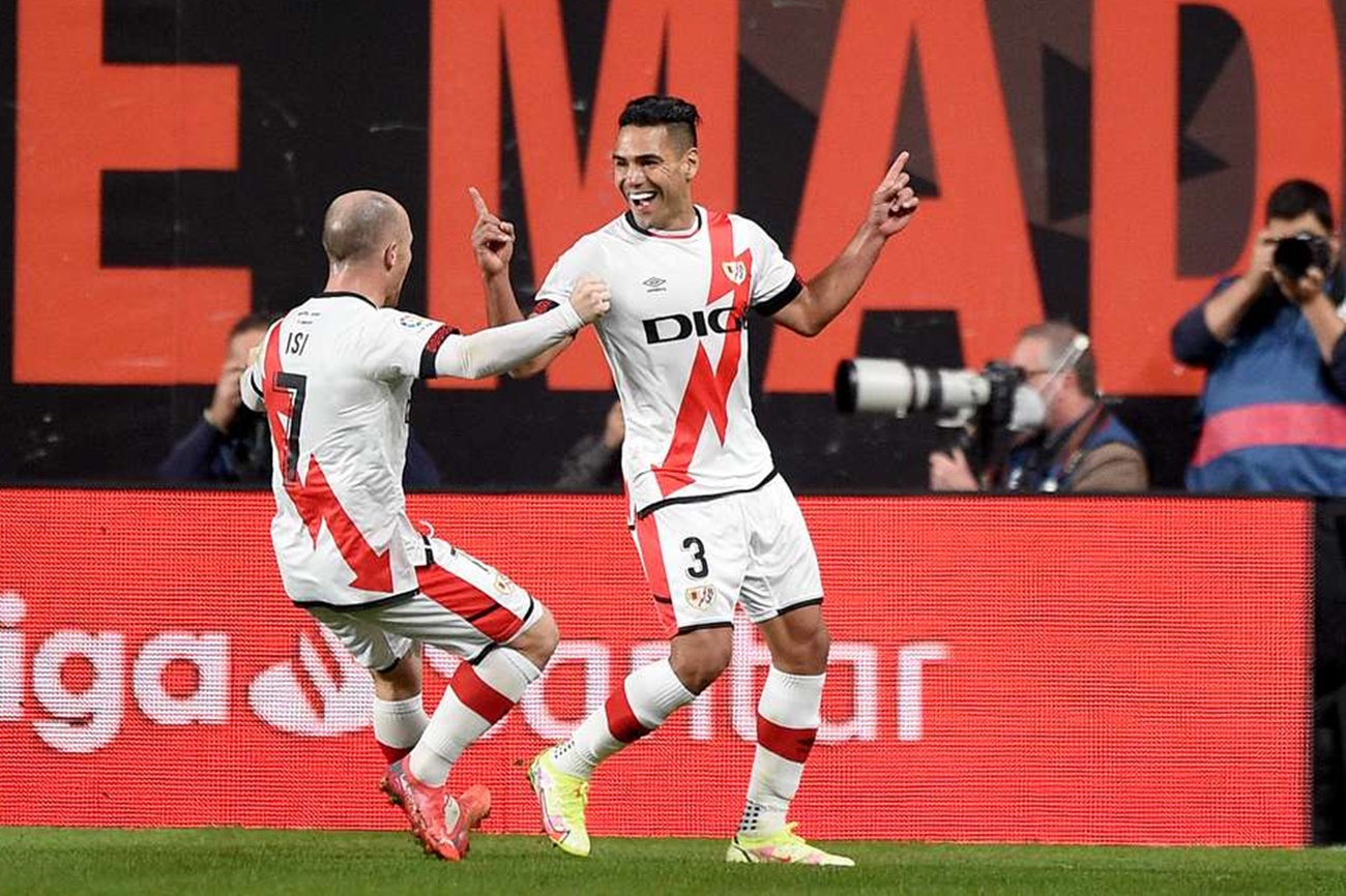 Ο Φαλκάο «πλήγωσε» την Μπαρτσελόνα που παραπαίει ξανά! (vid)