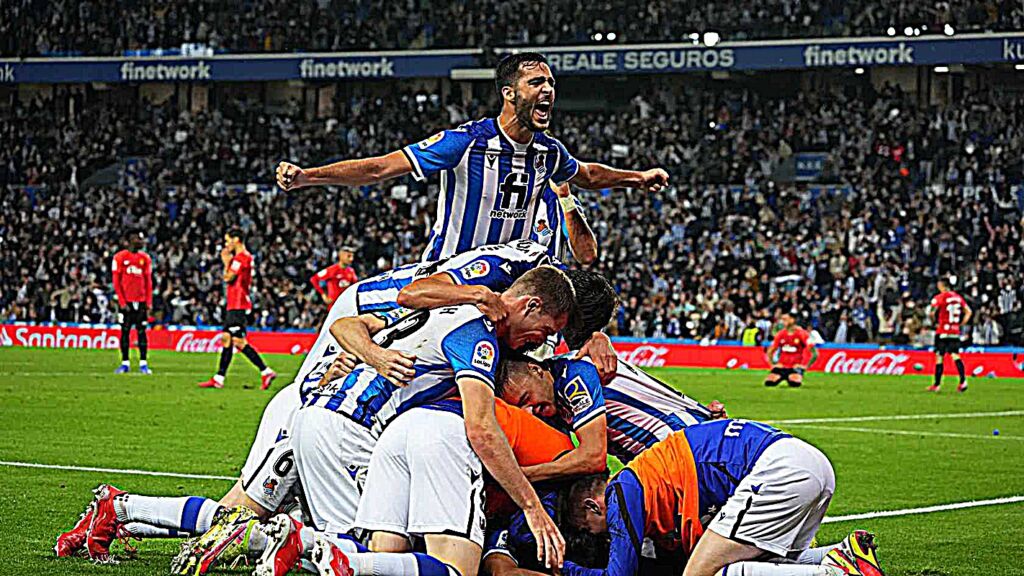 Η Ρεάλ Σοσιεδάδ θέλει φέτος να πιάσει το θαύμα που άγγιξε το 2003!