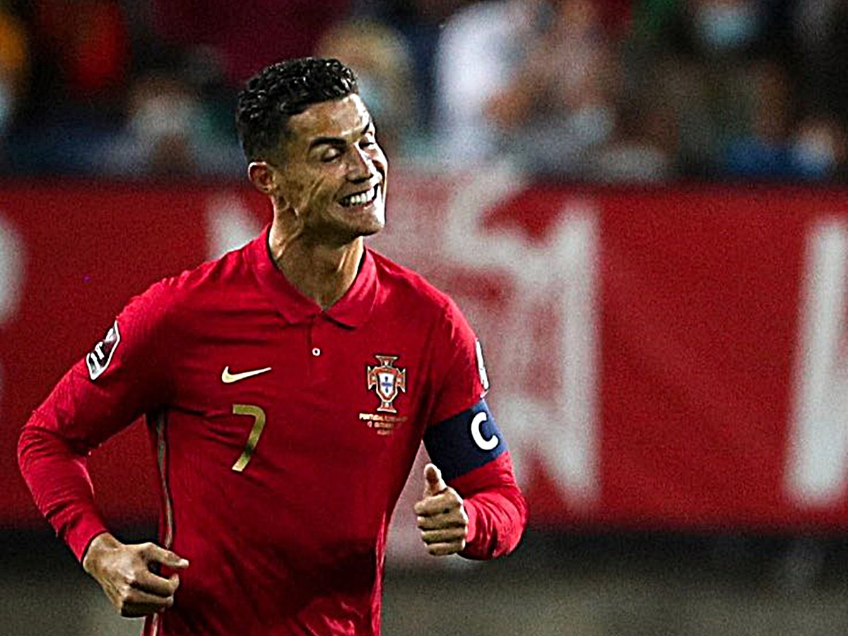 «Τα ρεκόρ κυνηγούν τον Κριστιάνο, όχι το αντίθετο» (pic)