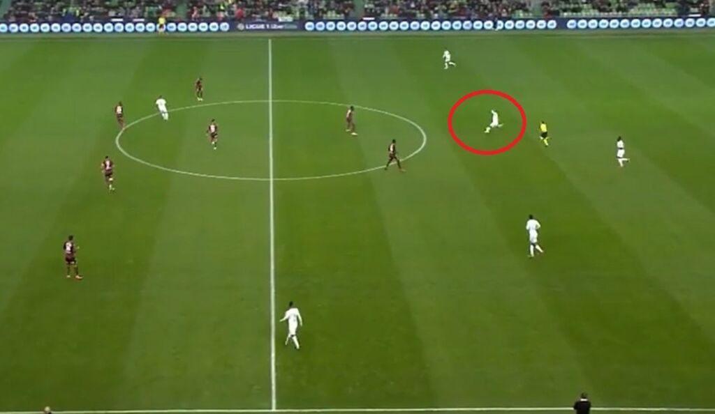 Ασύλληπτος ο Καζρί, το «μπουμπούνισε» από το… σπίτι του! (vid)