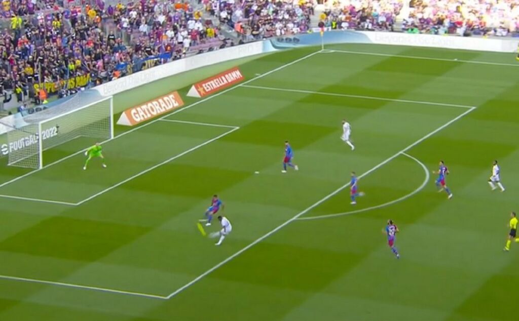 Προβάδισμα της Ρεάλ στο Καμπ Νου με…. οβίδα του Αλάμπα (vid)