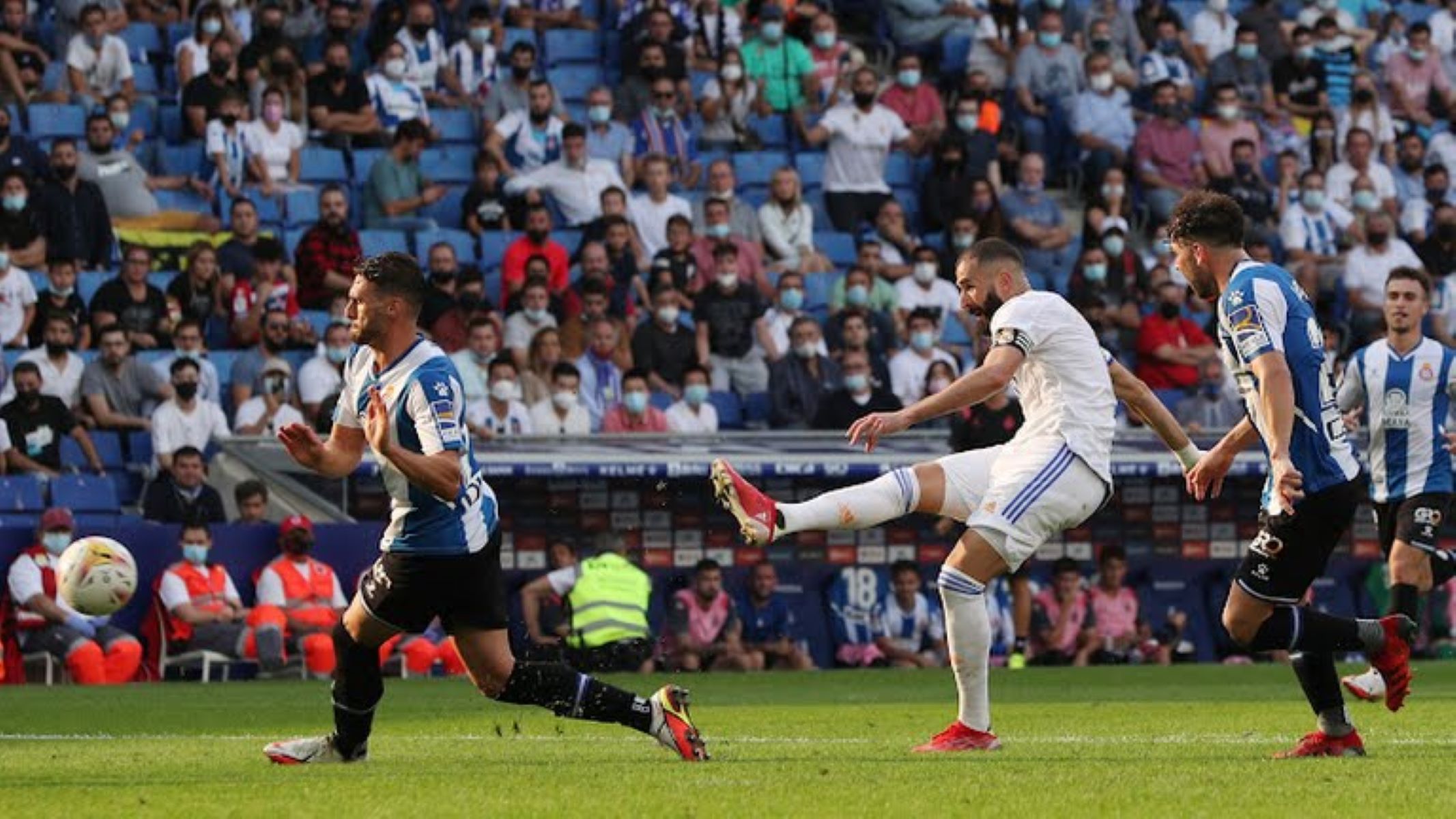 «Καυτός» αλλά μόνος ο Μπενζεμά (vid)