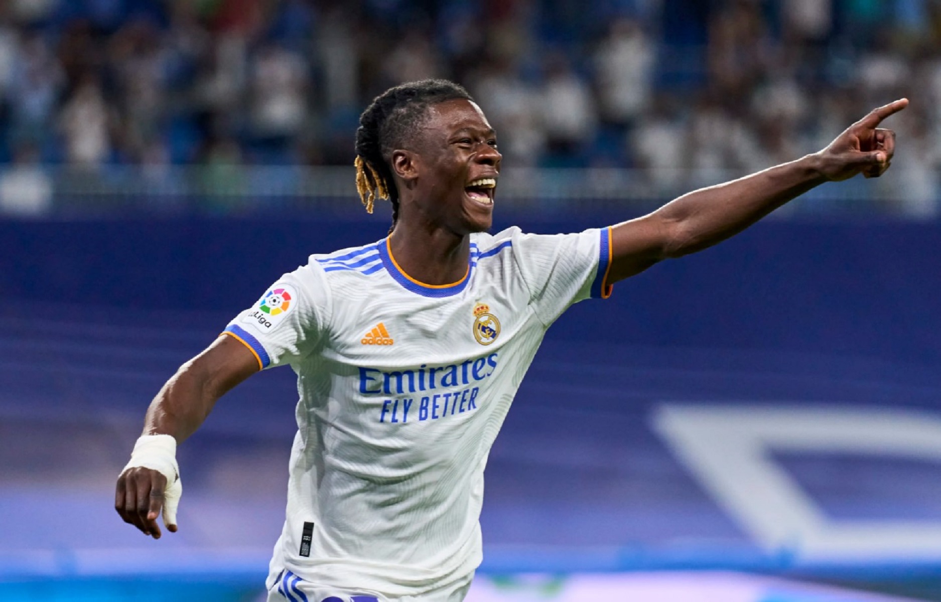 Έξαλλοι στη Ρεάλ με… Καμαβινγκά – «Δεν θα πάει πουθενά»