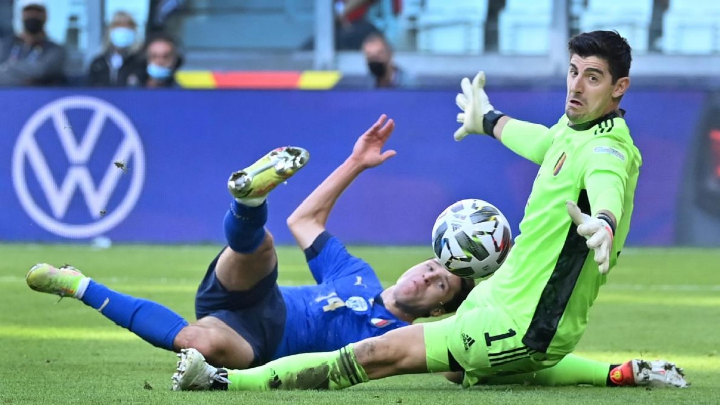 Φαν ντε Φάαρτ για Κουρτουά: «Τόσα χρήματα παίρνουν και γκρινιάζουν…»