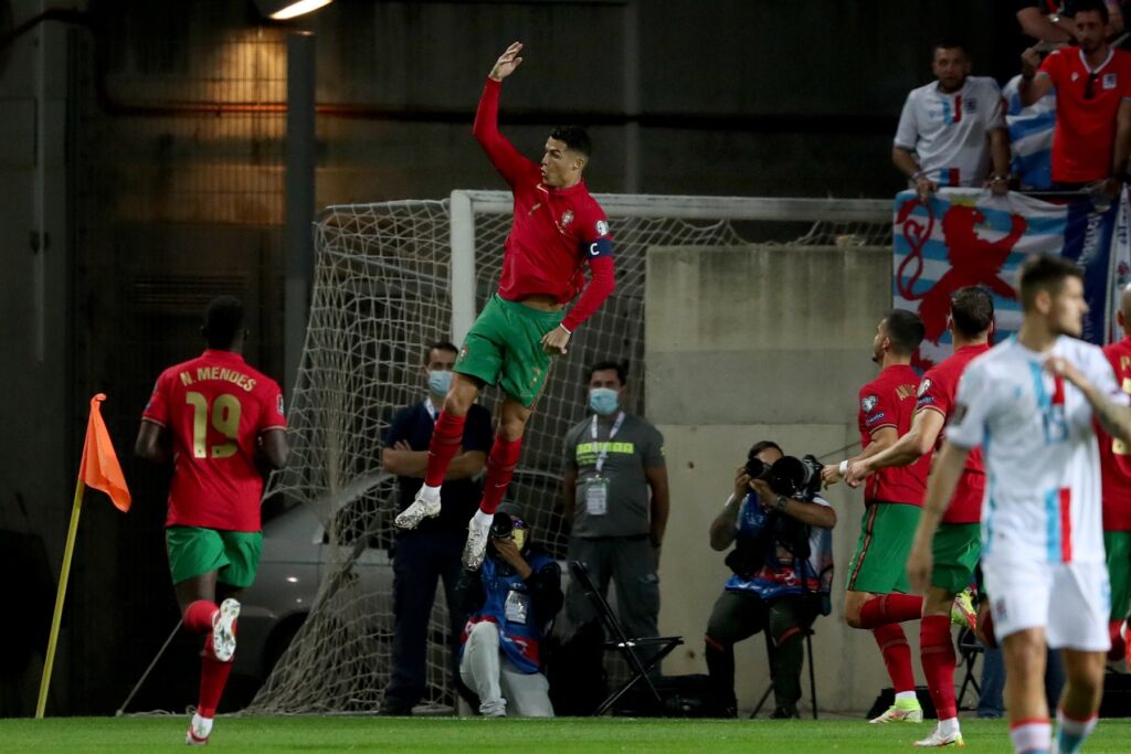 «Όργωσε» όλο το γήπεδο ο ακούραστος Κριστιάνο (pic)