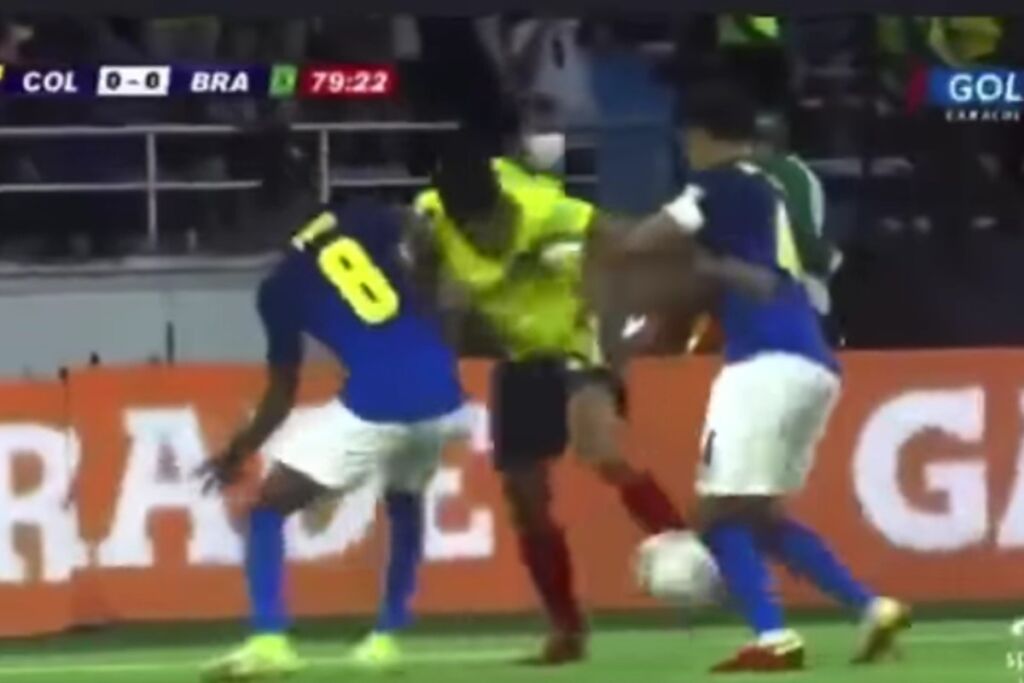 H ντρίμπλα του Λουίς Ντίαζ είναι βγαλμένη από τους δρόμους (vid)