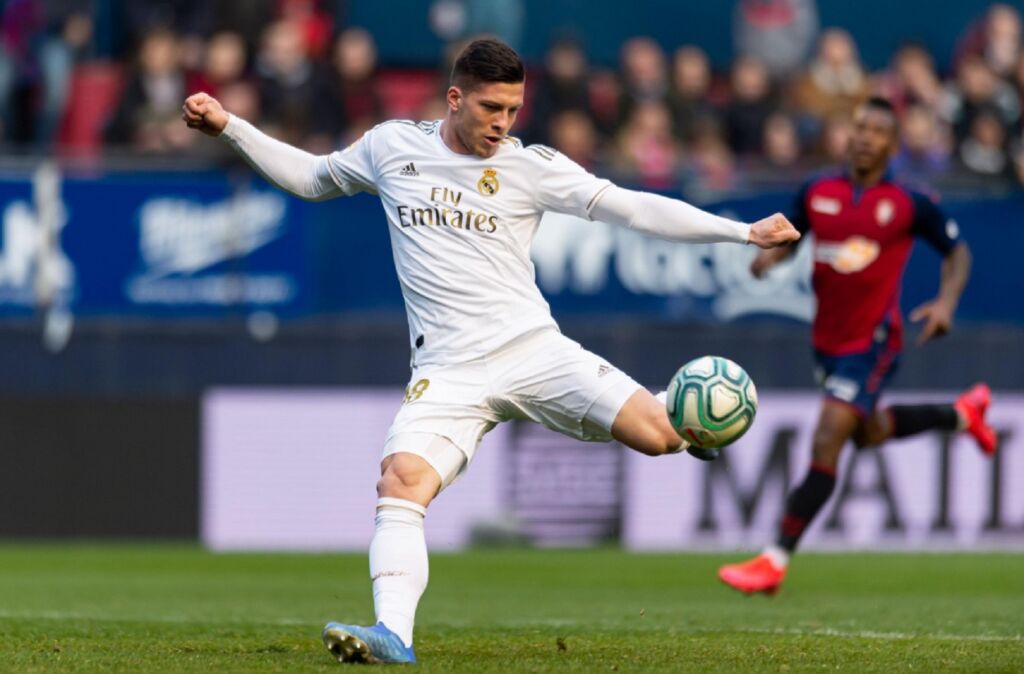 Τριγυρνάει στο «μυαλό» της Άρσεναλ ο Γιόβιτς!