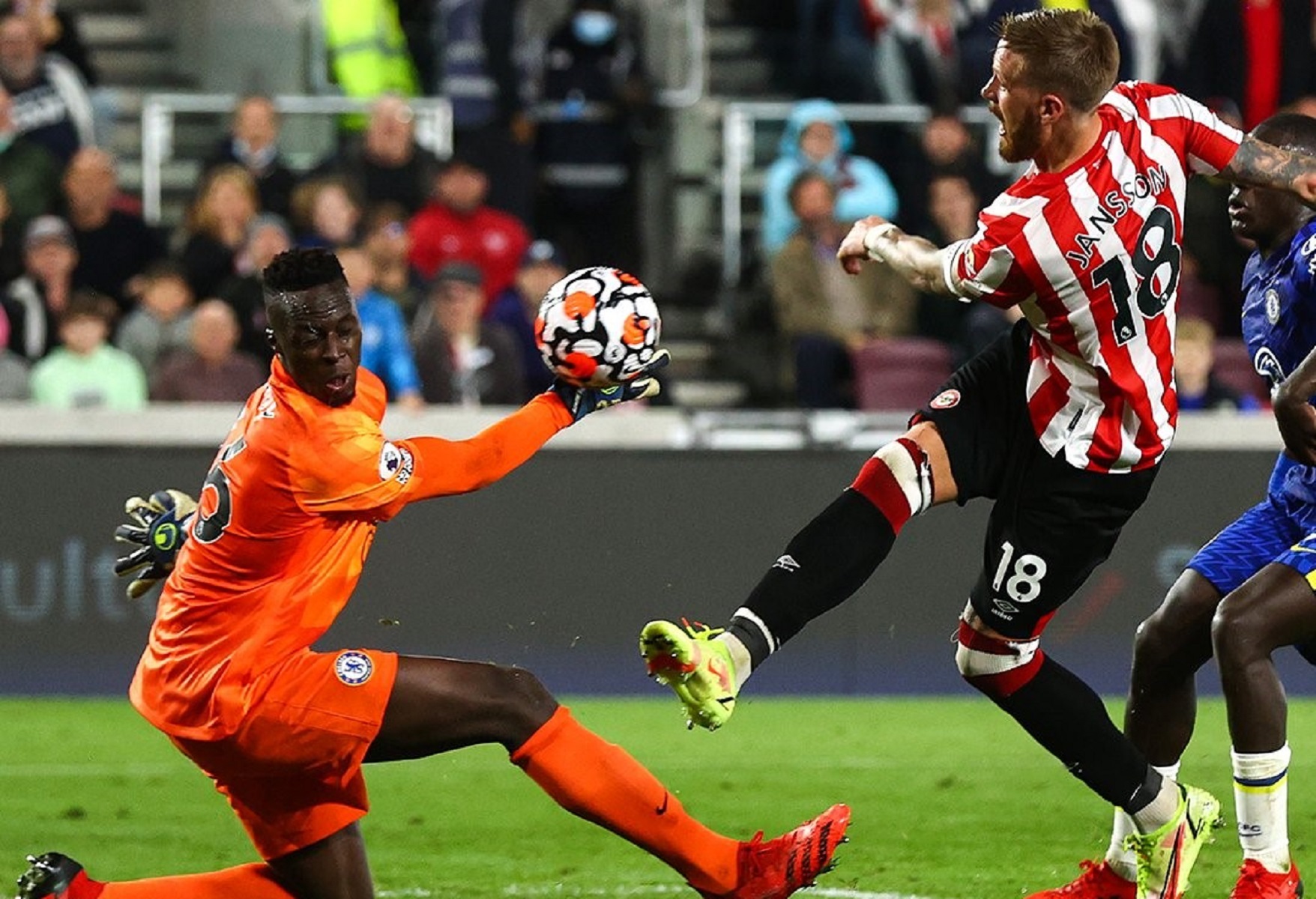 Ασύλληπτος Μεντί στο Κομιούνιτι – Έβγαλε τα άπιαστα (vid)