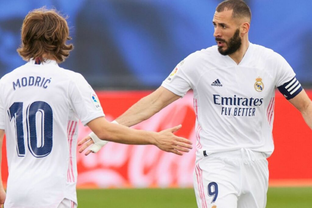 Μόντριτς: «Ο Μπενζεμά αξίζει τη φετινή χρυσή μπάλα»