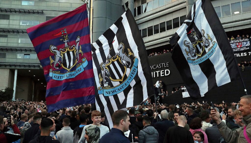 «Η Νιούκαστλ θα φτάσει στην κορυφή της Premier League!» (vid)