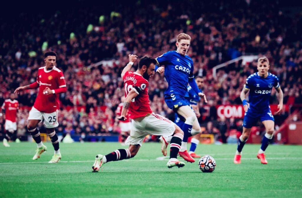 «Ζαχαρωτά» και Τάουνσεντ… πίκραναν τη Γιουνάιτεντ! (vid)