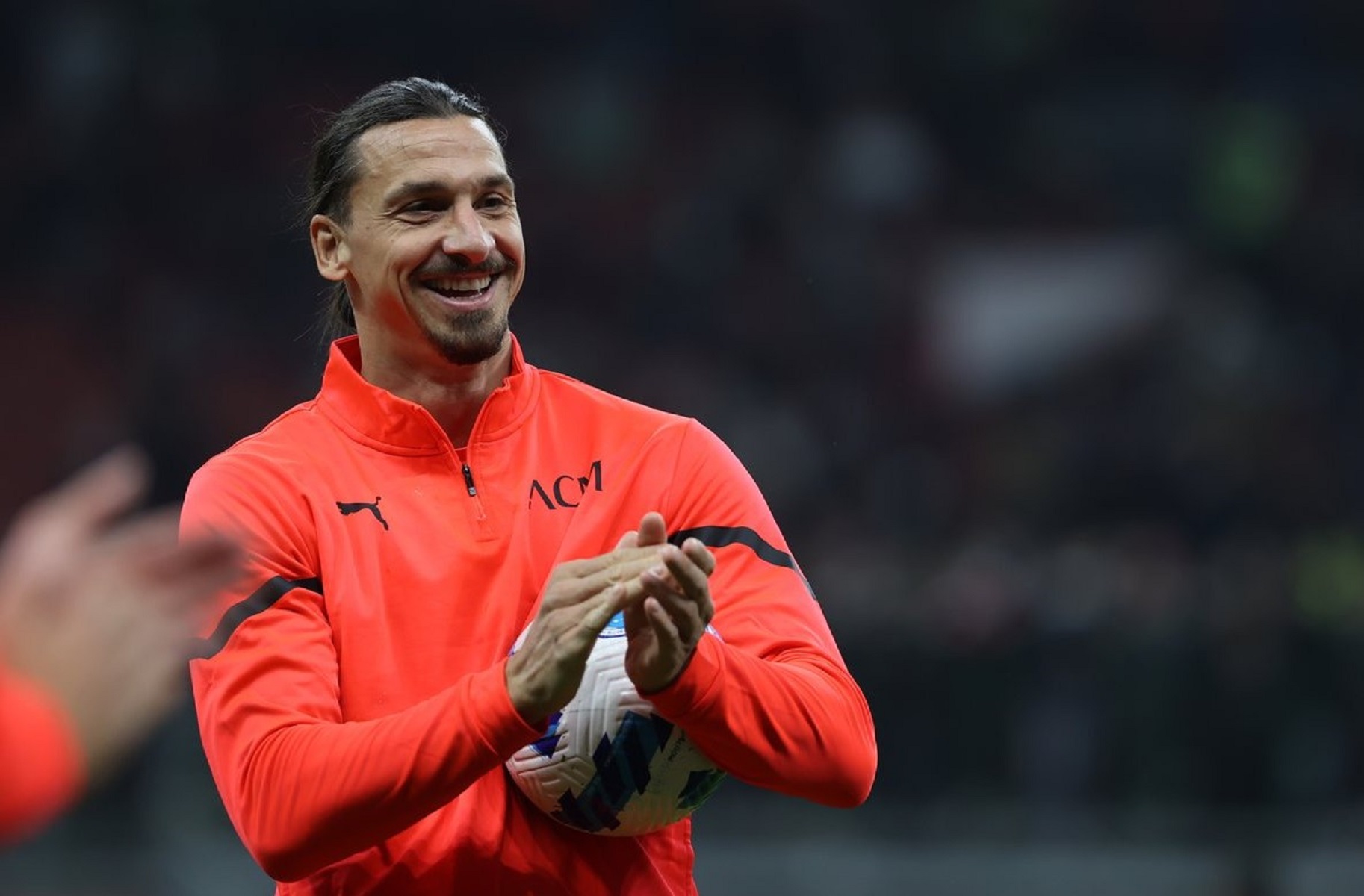 Ζλάταν: «Εσείς περπατάτε, εγώ πετάω» (pic)