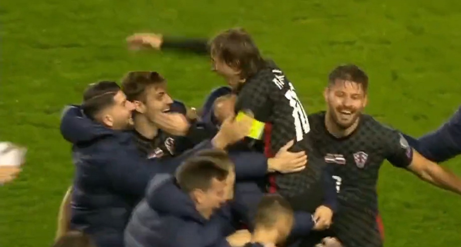 Ο γερόλυκος Μόντριτς έστειλε την Κρoατία στο Mundial! (vid)