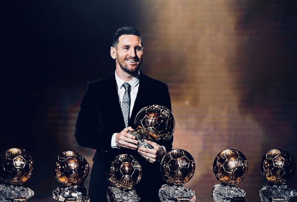 ΕΠΙΣΗΜΟ! Έβδομη «Χρυσή Μπάλα» για τον Λιονέλ Μέσι! (vid)