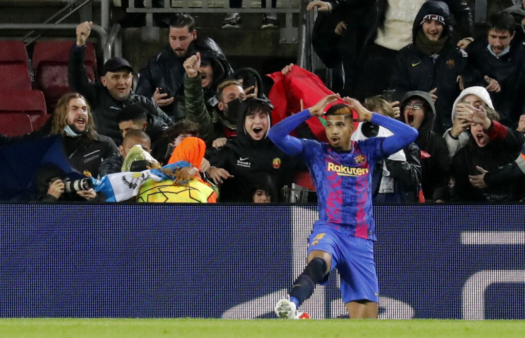 O Τσάβι έχει ακόμη πολλή δουλειά να κάνει στην Μπαρτσελόνα! (vid)