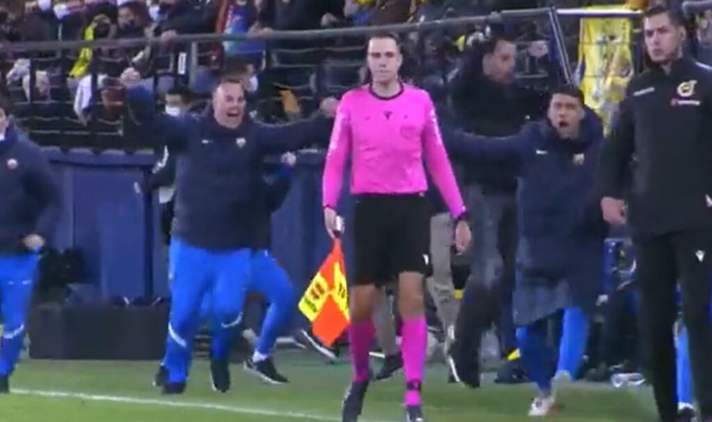 Από… νεκροταφείο με Κούμαν… ηφαίστειο με Τσάβι ο πάγκος της Μπαρτσελόνα (vid)