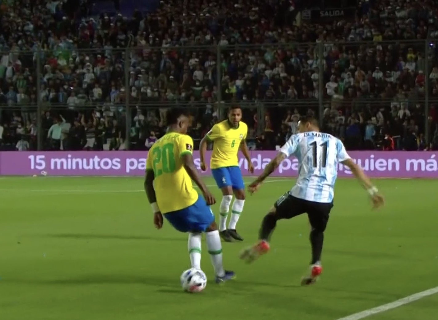 Ο Βινίσιους “ξεφτίλισε” την άμυνα της Αργεντινής και ο Ντι Μαρία… πήρε «εκδίκηση» (vid)