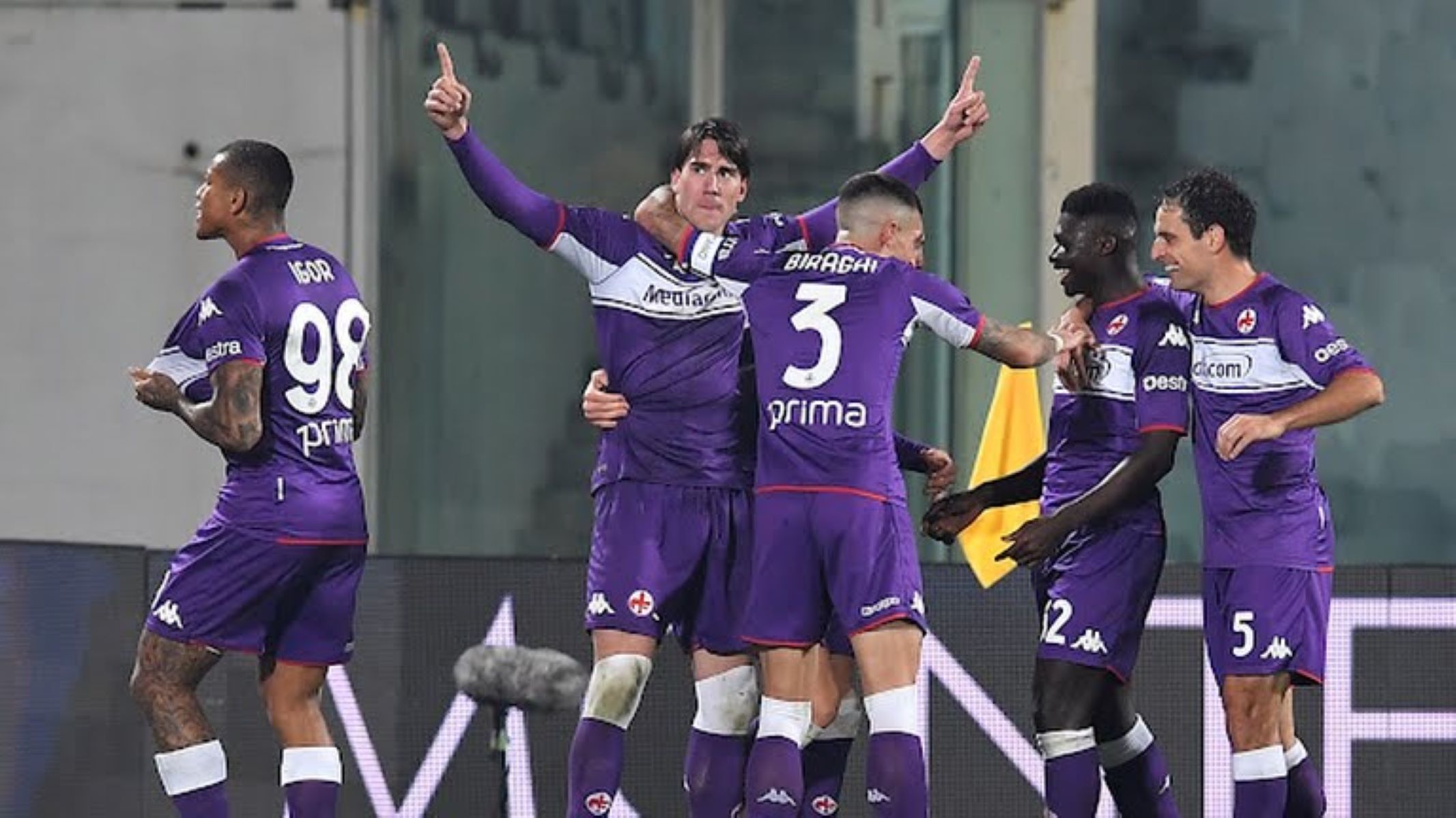 Δεν έφθαναν οι… Ζλατιανές στη Μίλαν – «Σφαλιάρα» στη Φλωρεντία (vid)