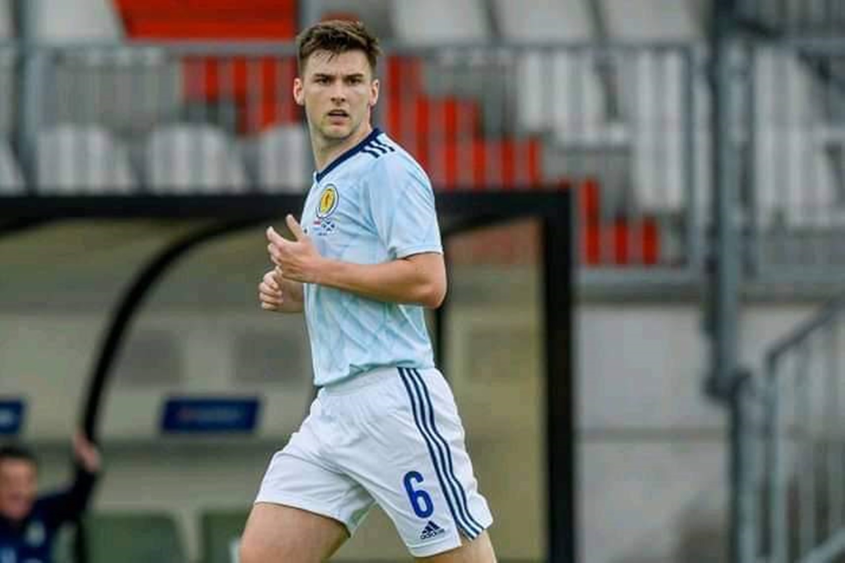 Ο Τίρνεϊ χαρίζει τη μία «σακούλα», μετά την άλλη! (vid)