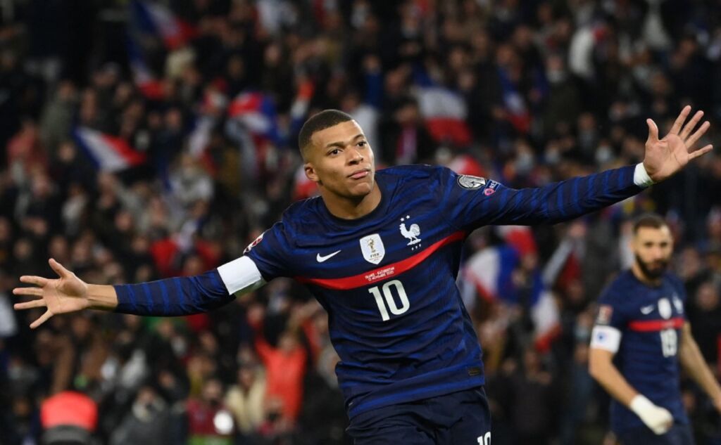 Μπαπέ: «Έρχονται σπουδαία πράγματα στο μέλλον μου» (vid)