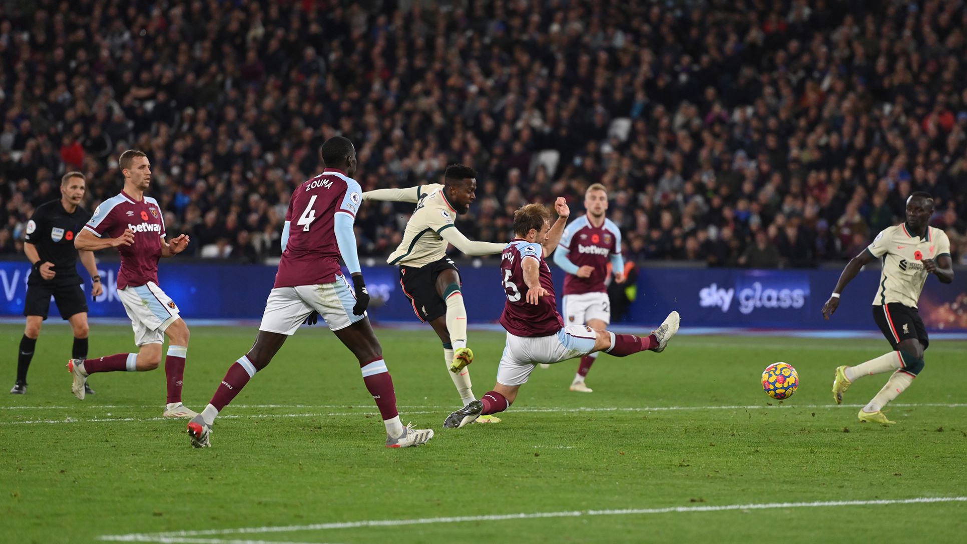 Ο Οριγκί έχει σούπερ πρόταση αλλά ο Κλοπ του βάζει στοπ!