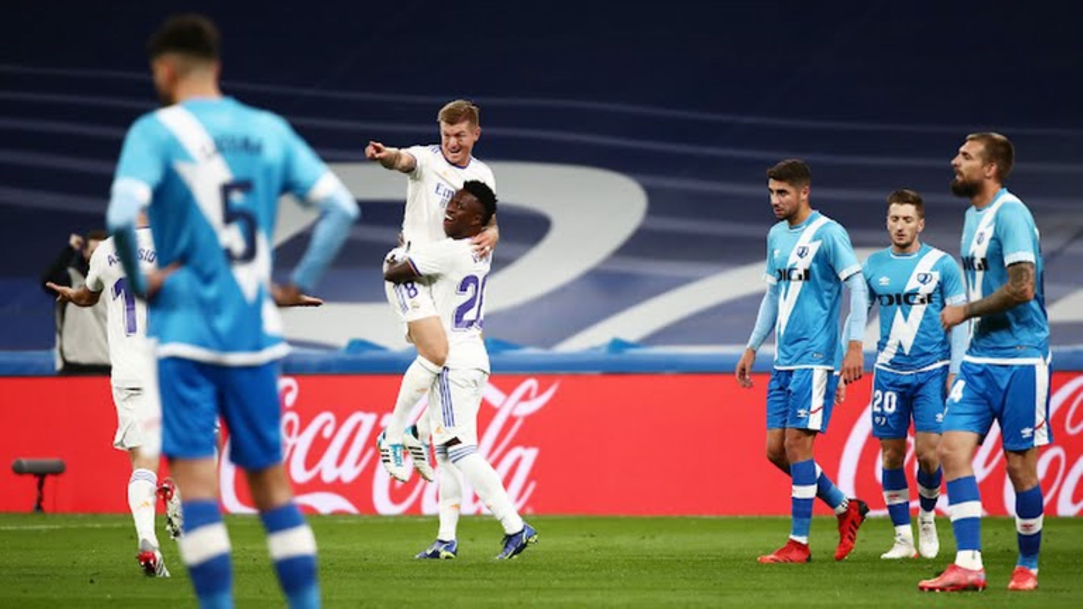 Ο Φαλκάο προσπάθησε αλλά… κορυφή η Ρεάλ Μαδρίτης (vid)