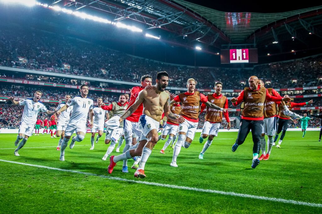 Οι Σέρβοι γιόρτασαν στο Ντα Λουζ σαν… Έλληνες (pics)