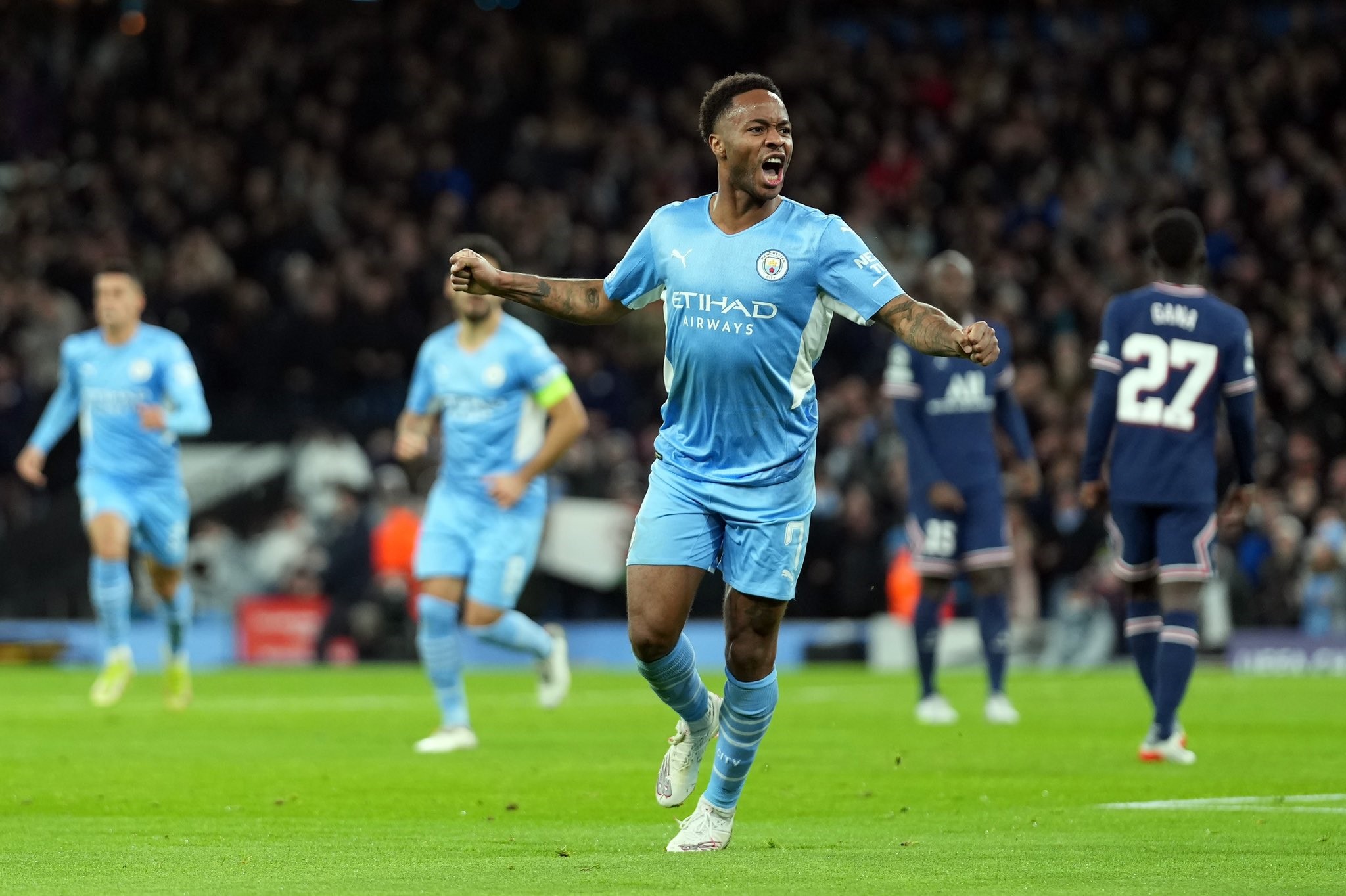 Με αυτά τα “ταμεία”… η Μπαρτσελόνα δεν μπορεί καν να μιλάει για Στέρλινγκ!