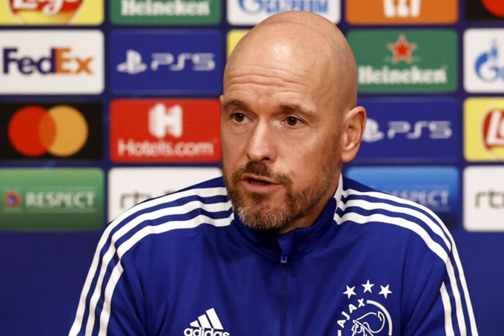 Ο Τεν Χαγκ εξήγησε γιατί δεν αλλάζει τον Άγιαξ για καμιά άλλη ομάδα
