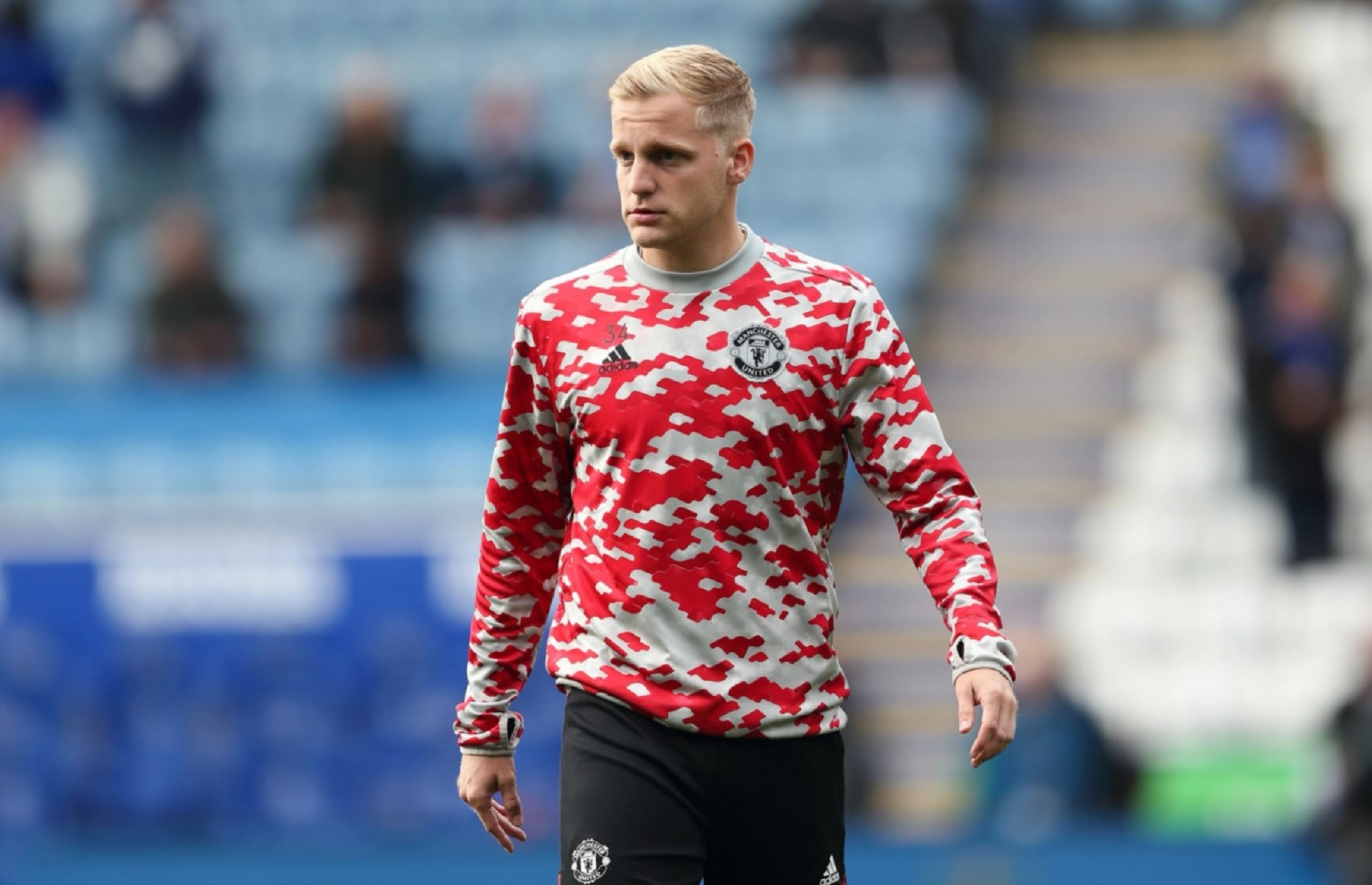 Η Άρσεναλ βγάζει τον Φαν Ντε Μπέεκ απ’ την… μιζέρια του!