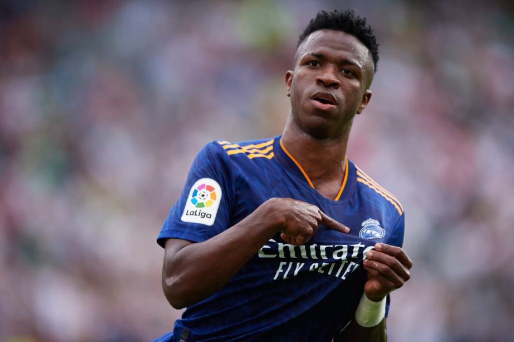 Ρεάλ: Η απόφαση-καρδιάς του Βινίσιους – Η.. αγάπη κέρδισε το “μυαλό”