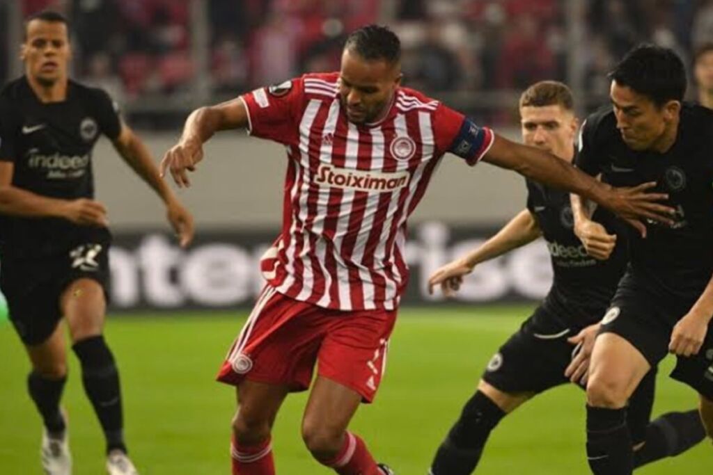 Ο σπάταλος Ολυμπιακός έμεινε με άδεια τα χέρια (vid)