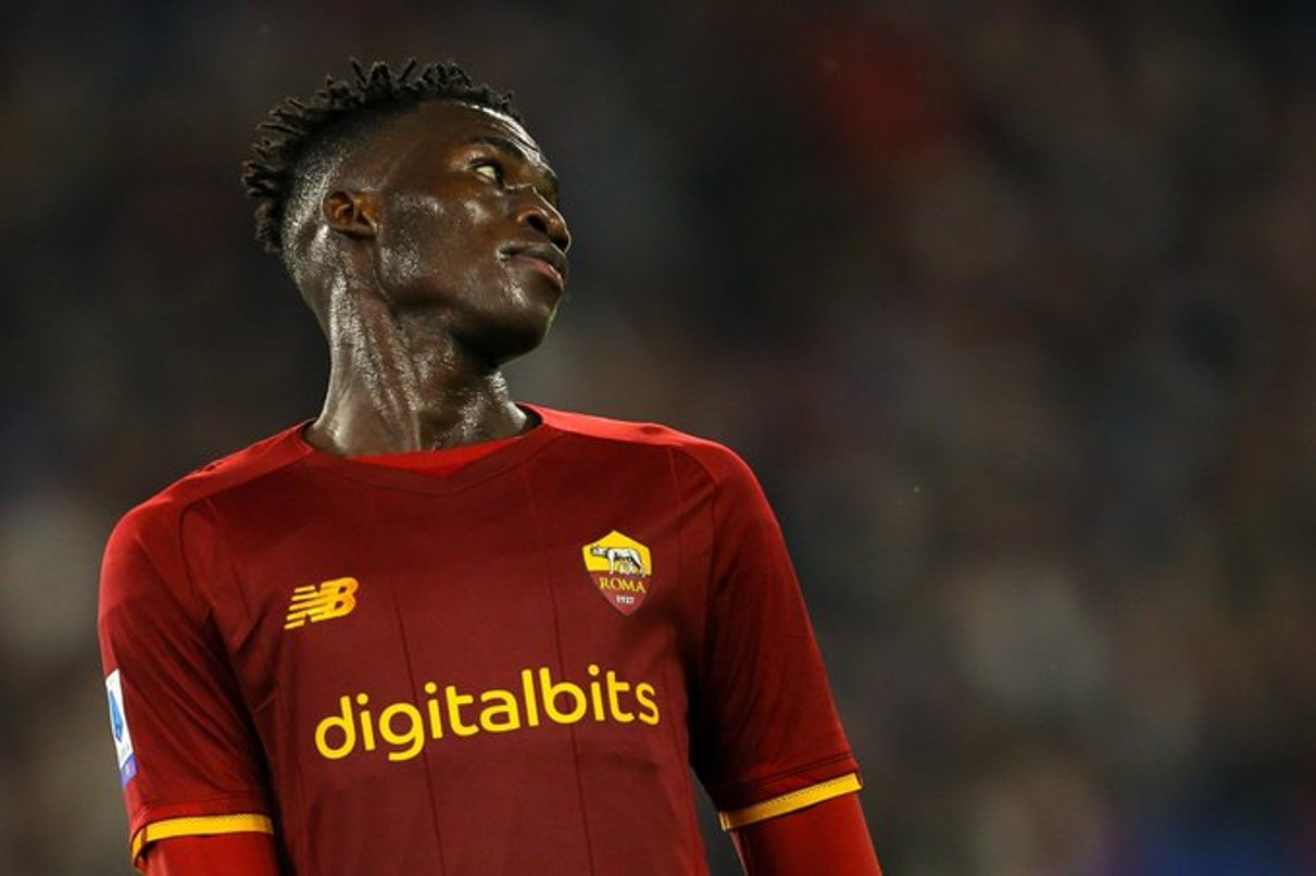 Σκόραρε, δεν μέτρησε και… καπάκια αποβλήθηκε ο μικρός του Μουρίνιο! (pics)