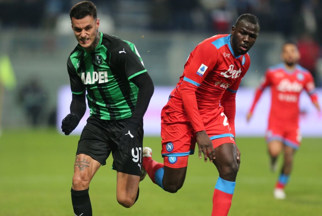 Ζημιάρα και με τη Νάπολι η Σασουόλο, «φωτιά» στη Serie A! (vid)
