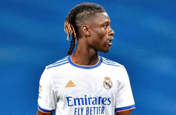 Ο Καμαβινγκά έχει την ποιότητα να τα κάνει... όλα!