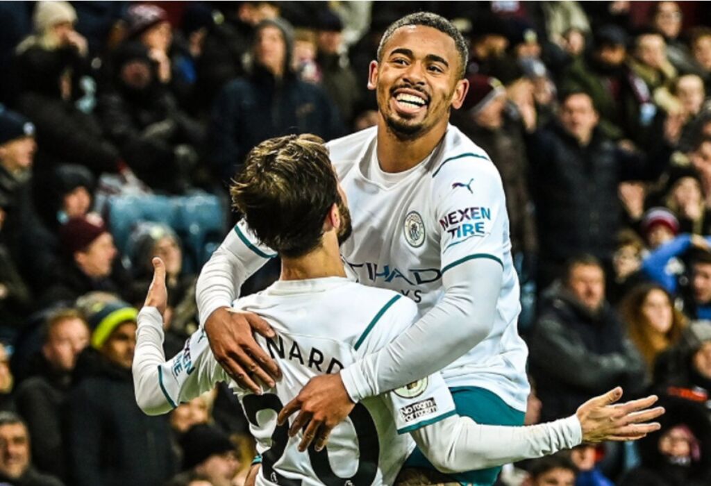 Η Σίτι άνοιξε το δώρο της Τσέλσι και αναρριχήθηκε στην κορυφή (vid)