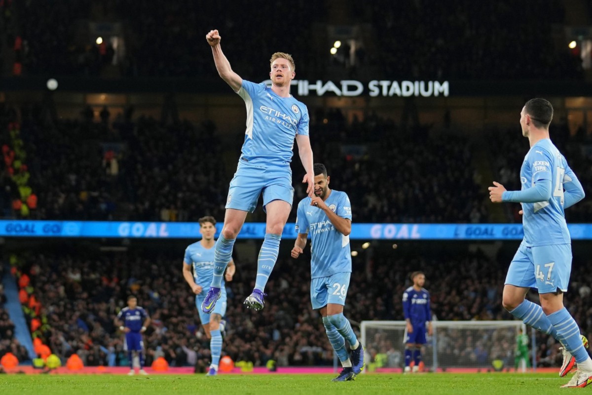 Χωρίς έλεος οι «πολίτες» – Ταπείνωσαν τη Λιντς (vid)