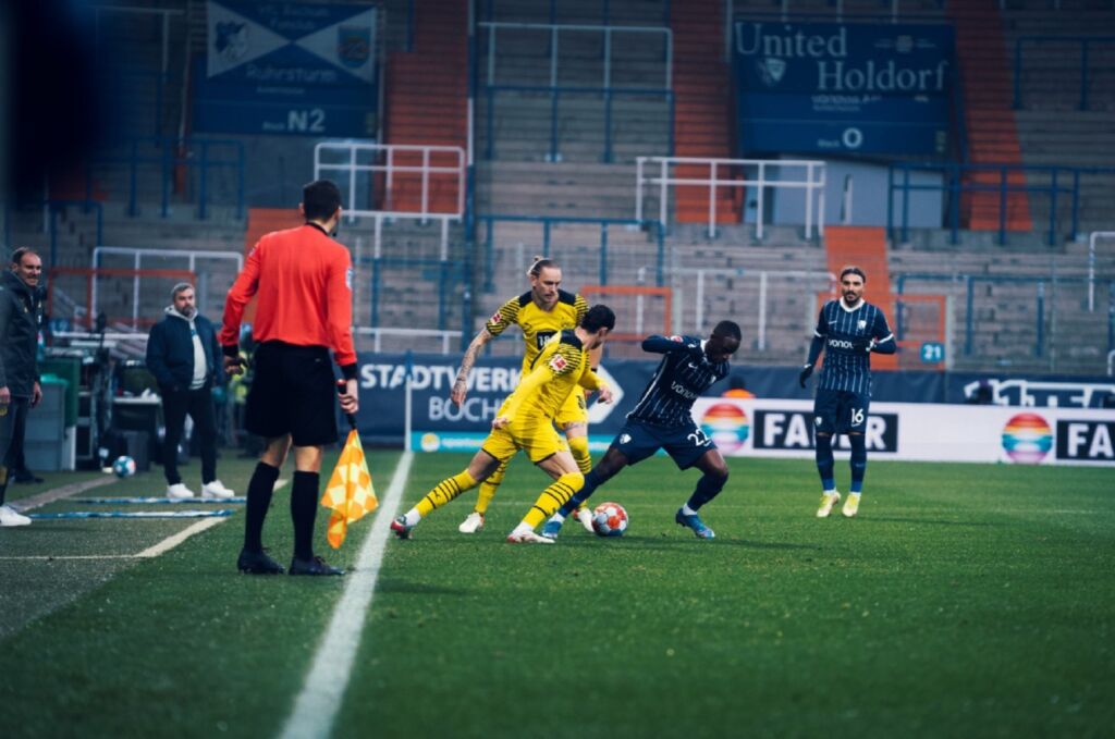 «Στοπ» της Μπόχουμ στην… αυτοκτονική Ντόρτμουντ! (vid)