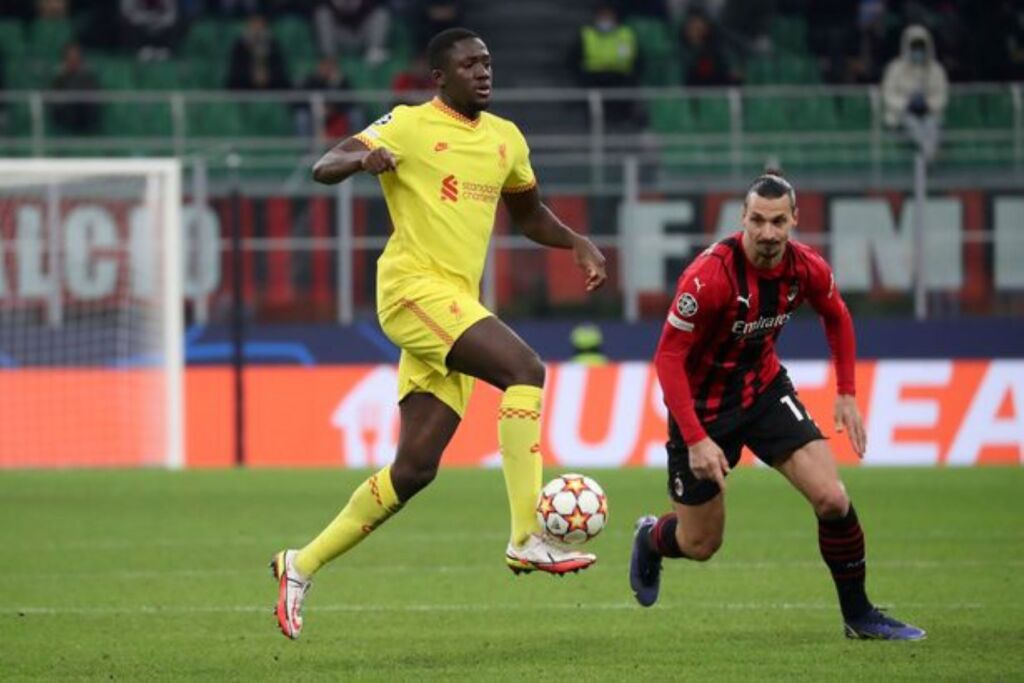 Ο θηριώδης Κονατέ έκανε τον Ζλάταν να μοιάζει με… παιδάκι (vid)