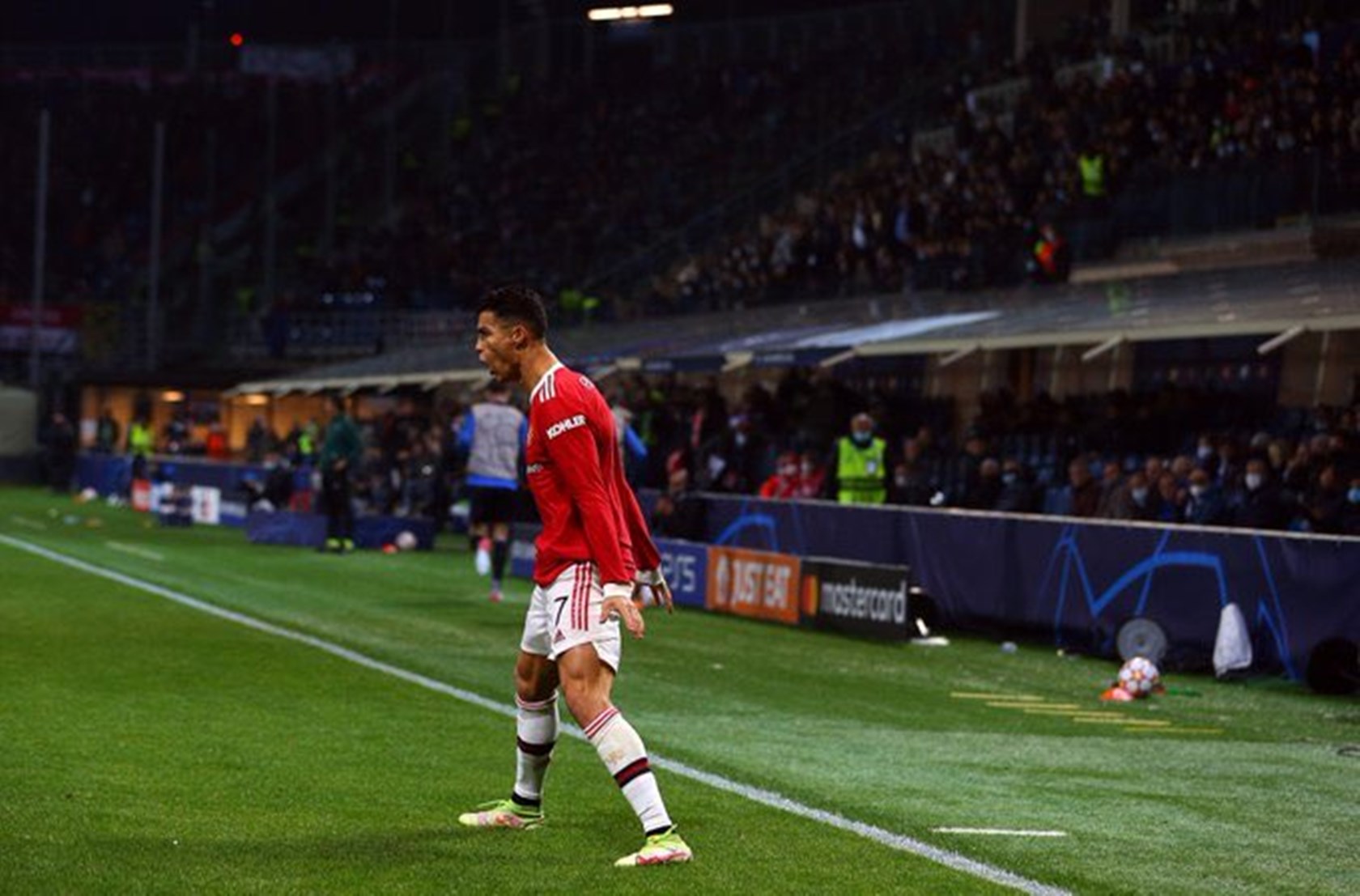 Ο Κριστιάνο περνάει καλά στη Γιουνάιτεντ και αυτό βγαίνει προς τα έξω!